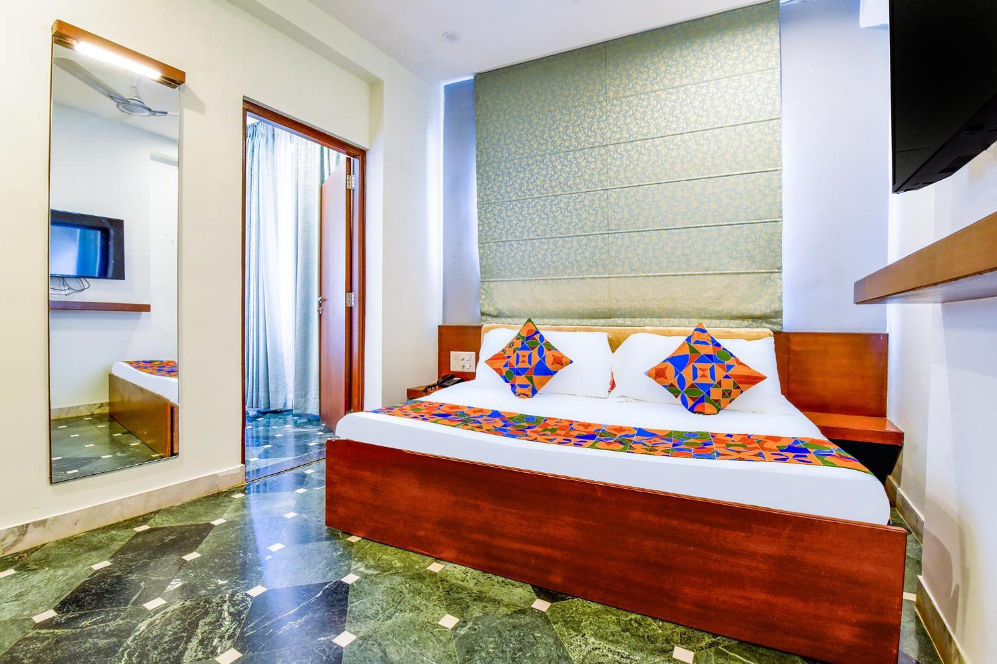 Fabhotel Naivara Boutique Удайпур Экстерьер фото